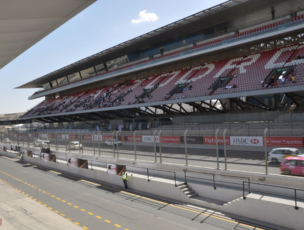 UAE Car Touring Sponsorship 08