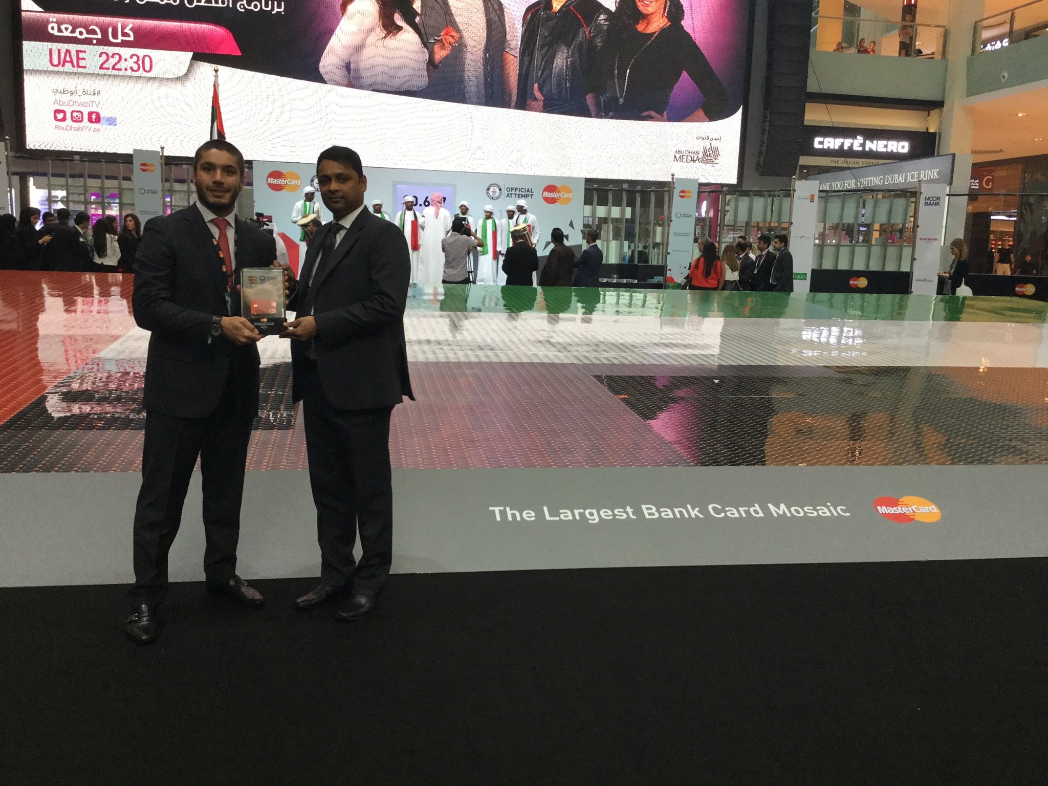 Setting a Gunniess World Record on UAE Flag Day_02